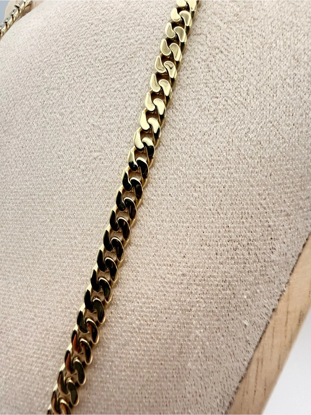 14K PVD Gold Cuban Chain – 316L Stainless Steel